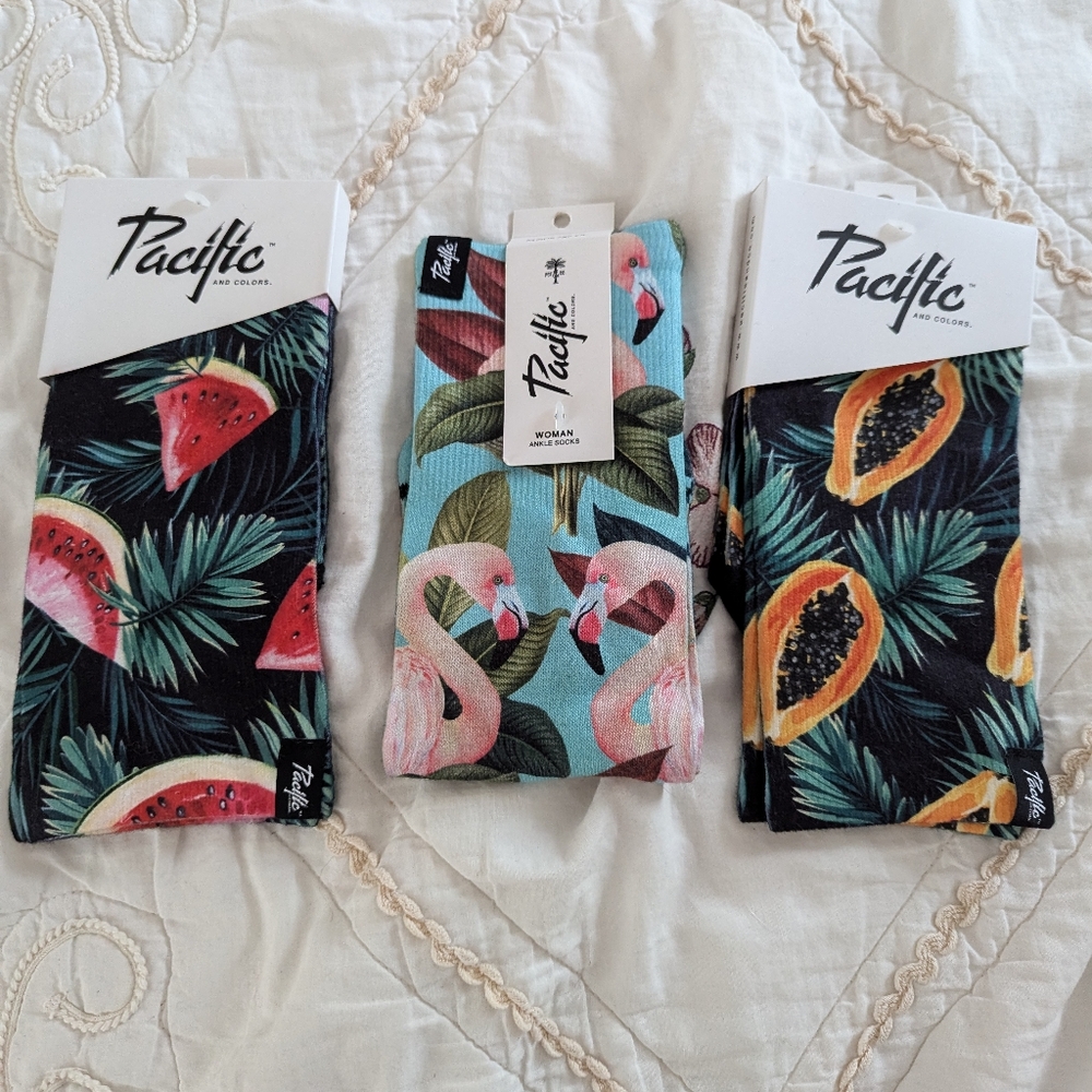 Pacific Tropical Print Socks Set